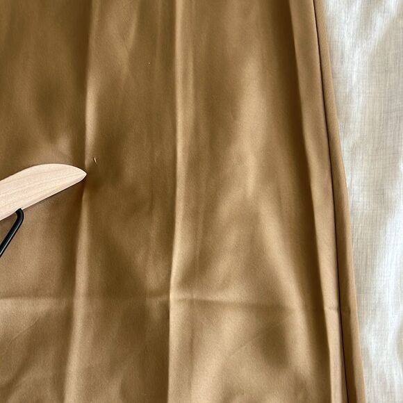 J. Crew Gwyneth slip dress in luster charmeuse satin in Size 2 - Picture 8 of 15